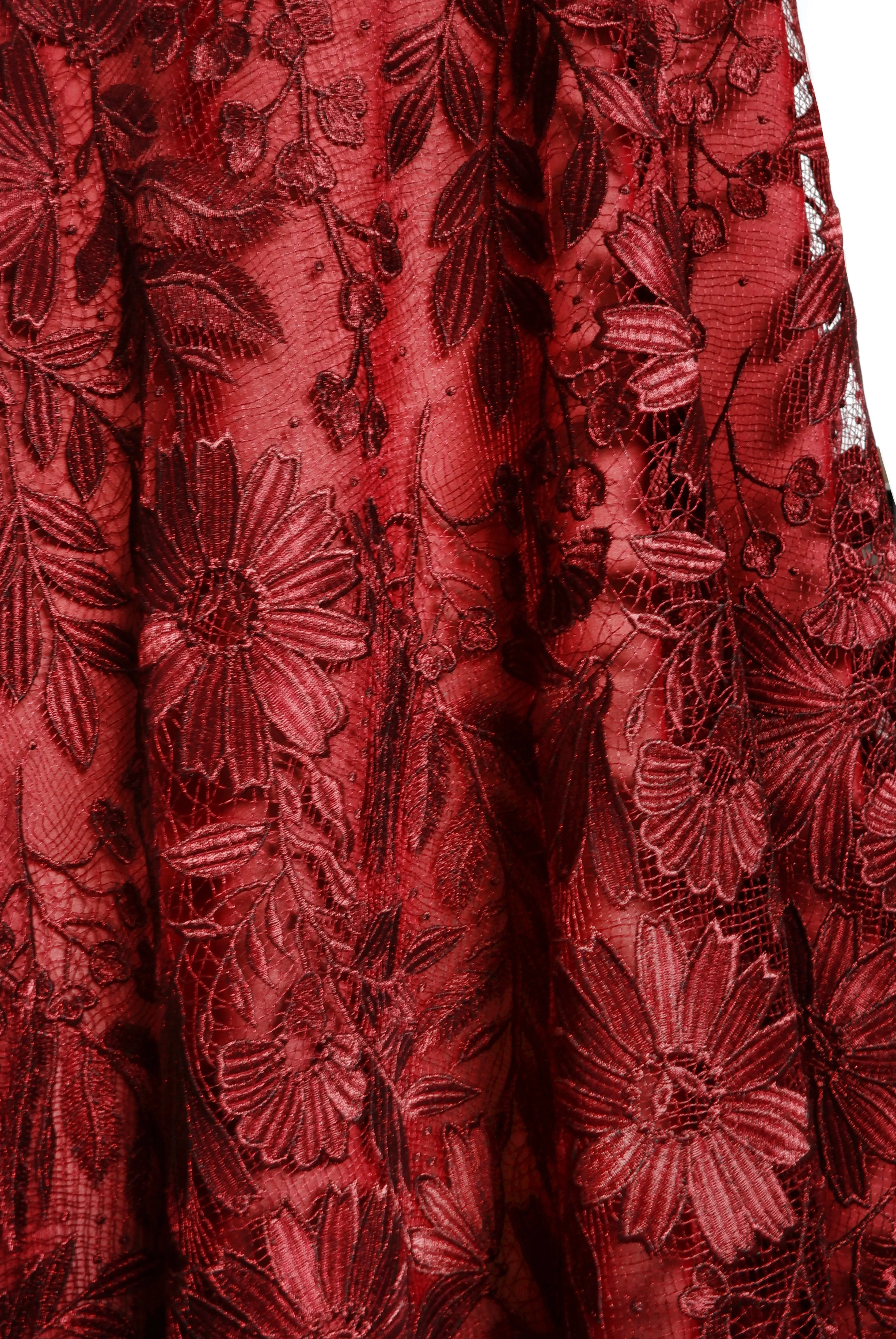 LACE BOAT NECK SHORT SLEEVE TEA-LENGTH DRESS sold by Naeem Khan product image thumbnail 3