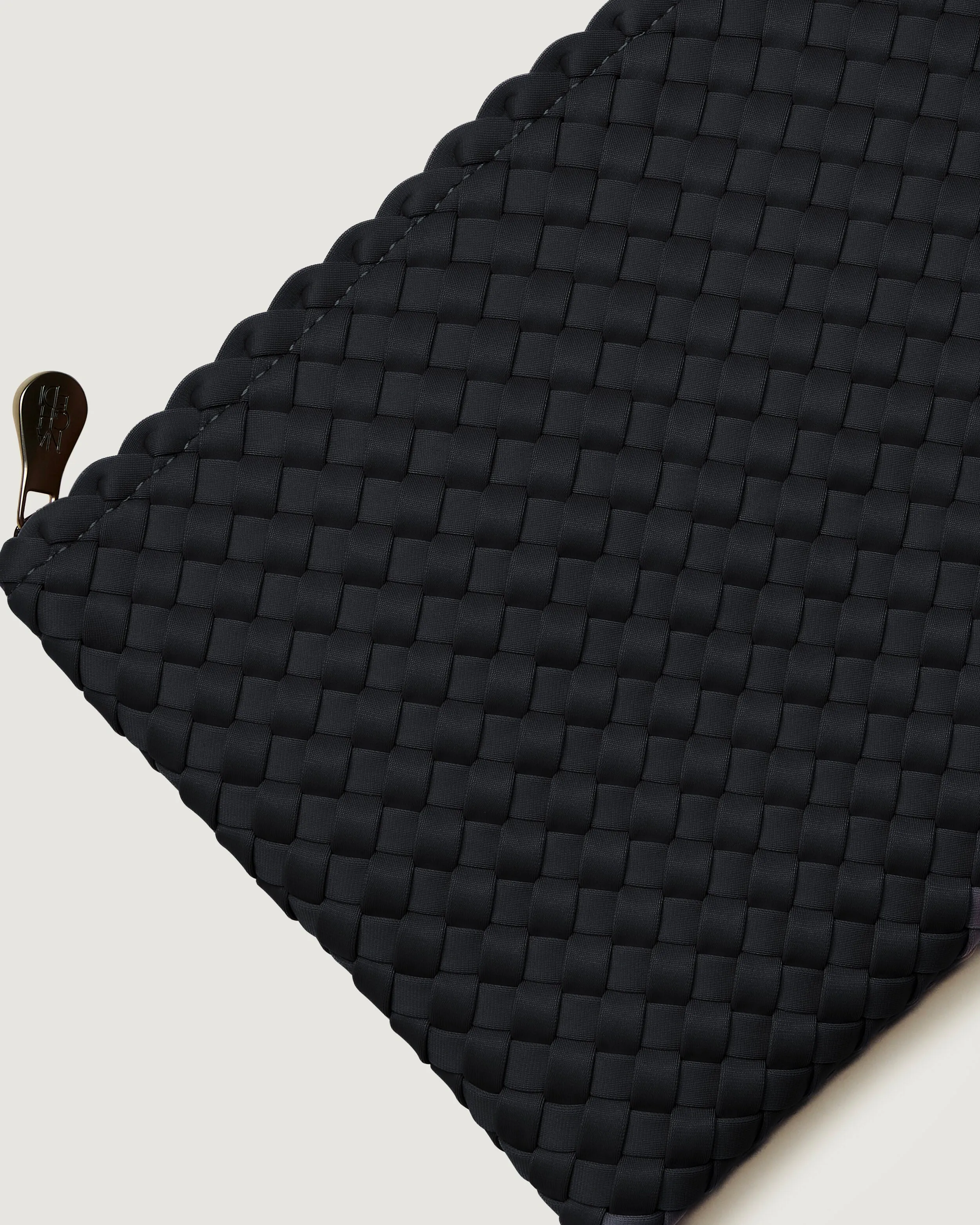 St. Barths Medium Tote Fray | Onyx sold by Naghedi product image thumbnail 3