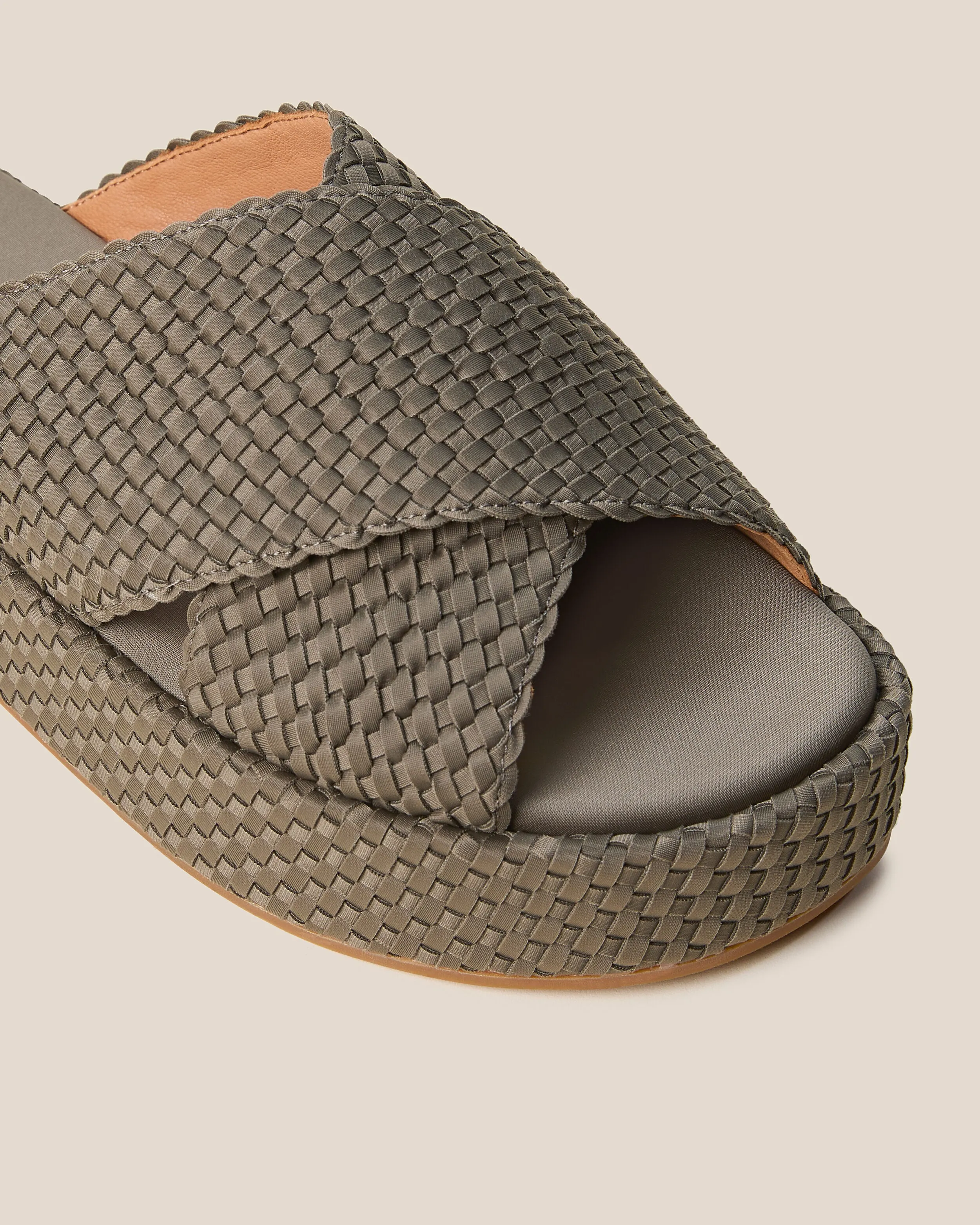 Laguna Platform | Terre sold by Naghedi product image thumbnail 2