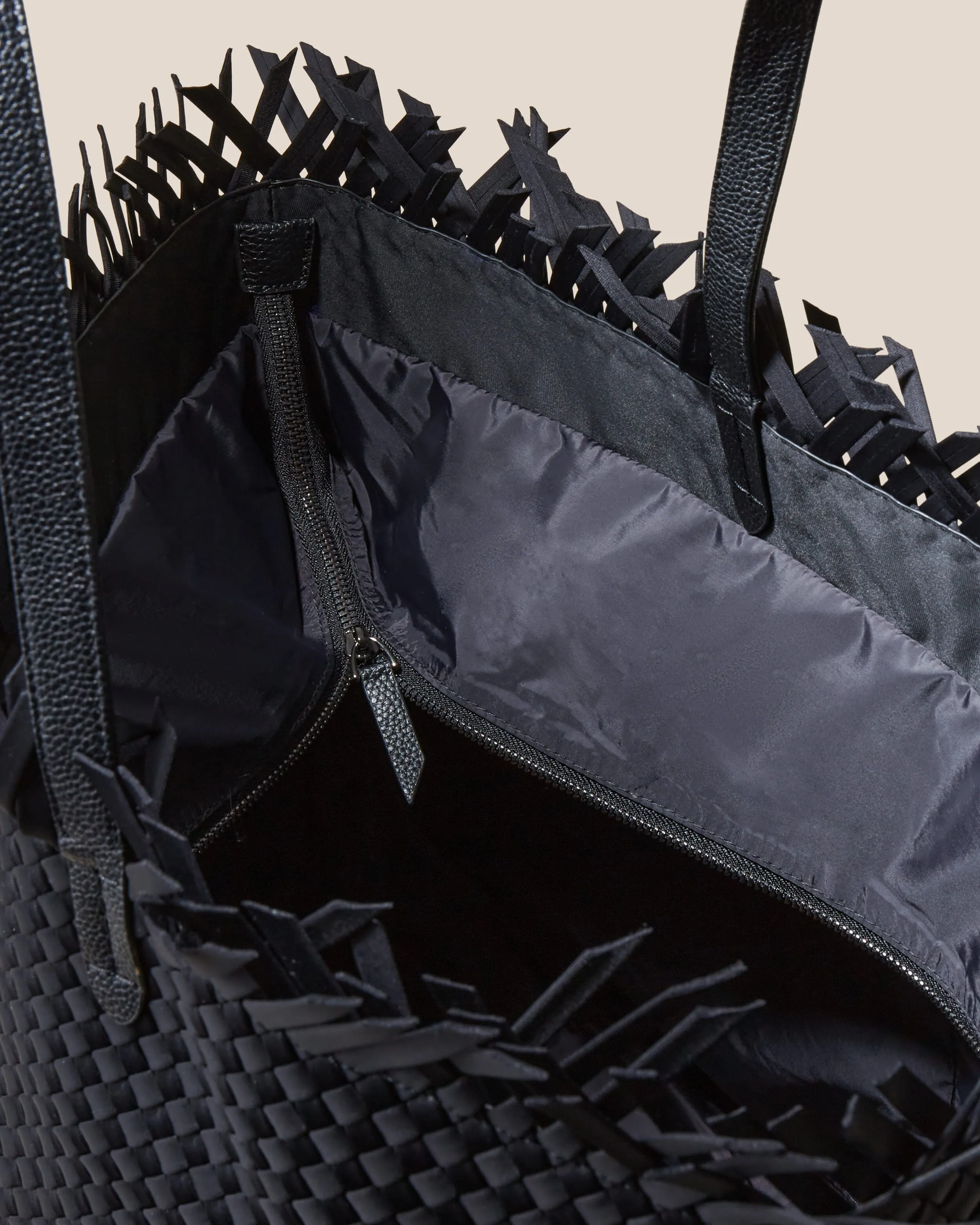 Havana Travel Tote | Onyx sold by Naghedi product image thumbnail 2