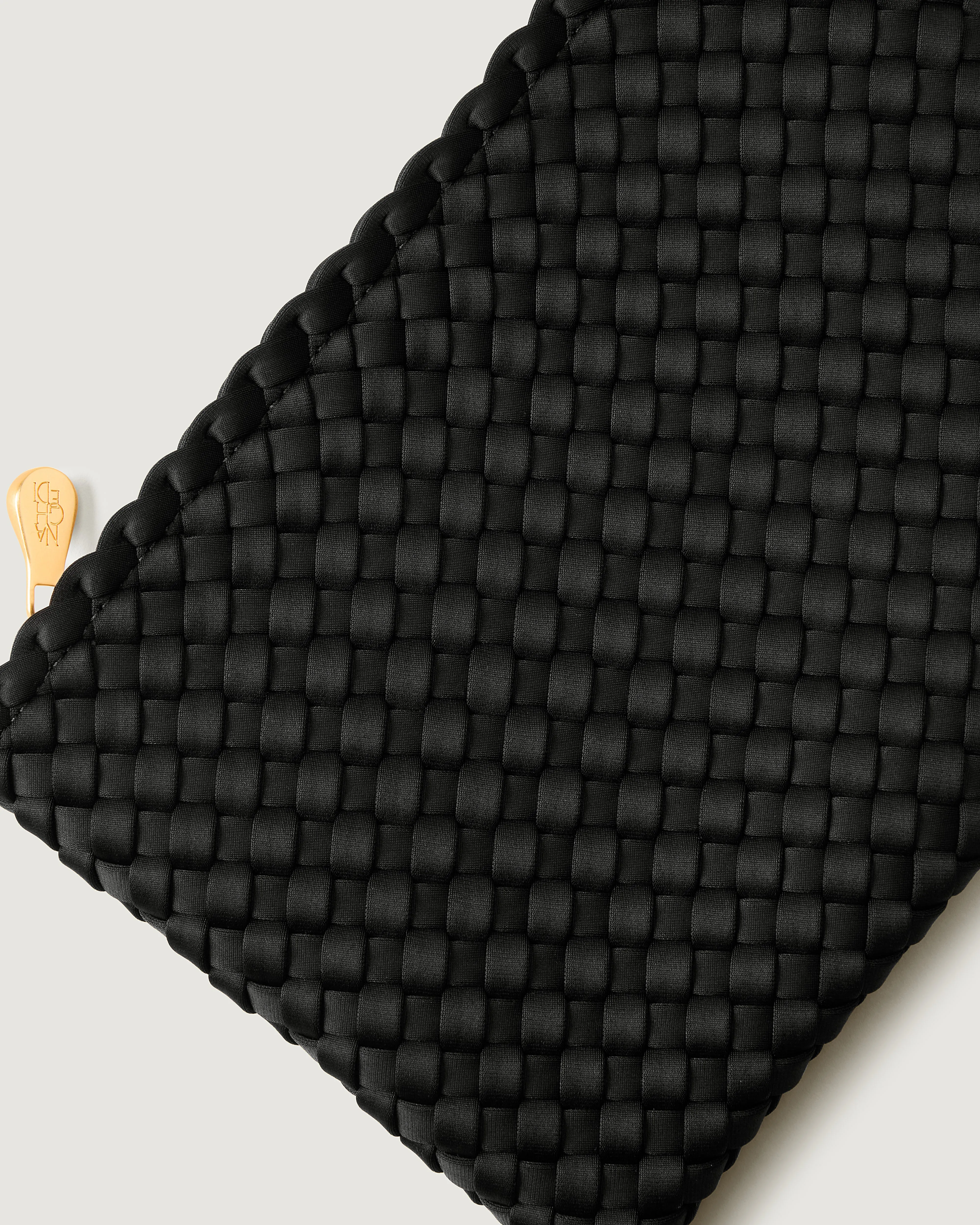 St. Barths Small Tote Beads | Onyx sold by Naghedi product image thumbnail 3