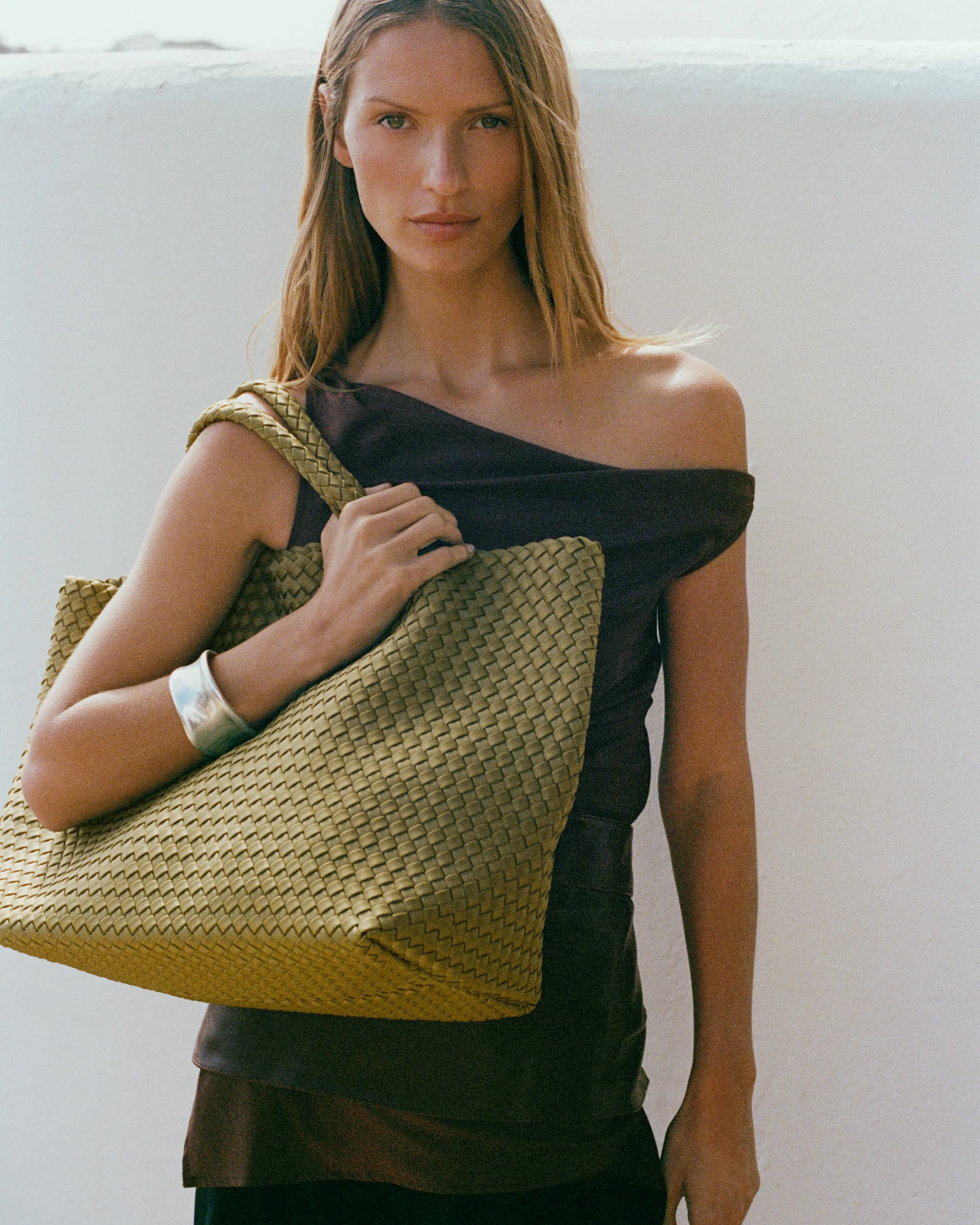 St. Barths Large Tote | Bottle Green sold by Naghedi product image thumbnail 4