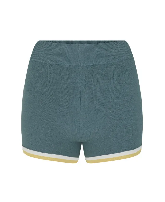 RETRO SHORT 2.0 made by Nagnata