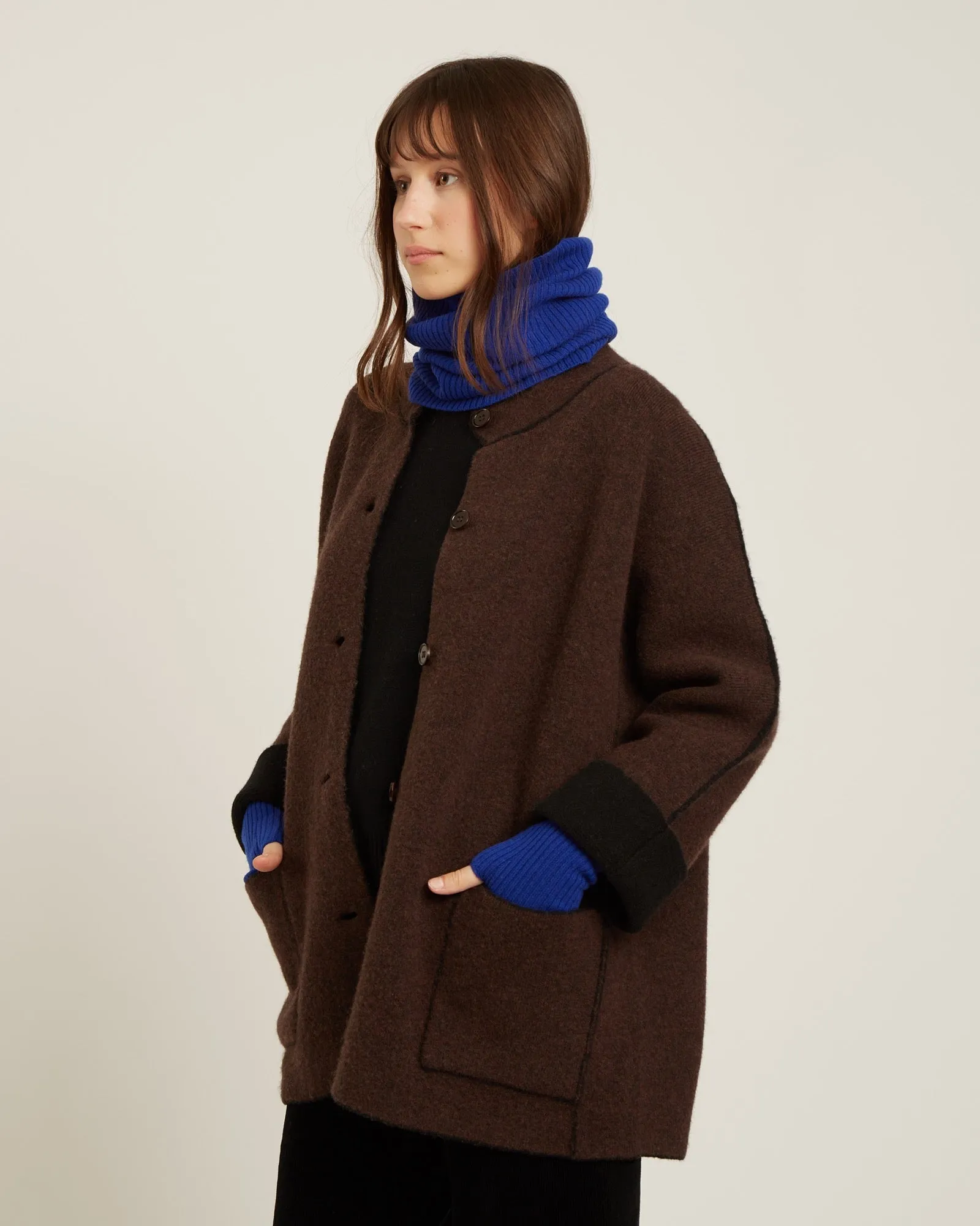 cache-cou en laine et cachemire EBBA sold by NAIF product image thumbnail 2