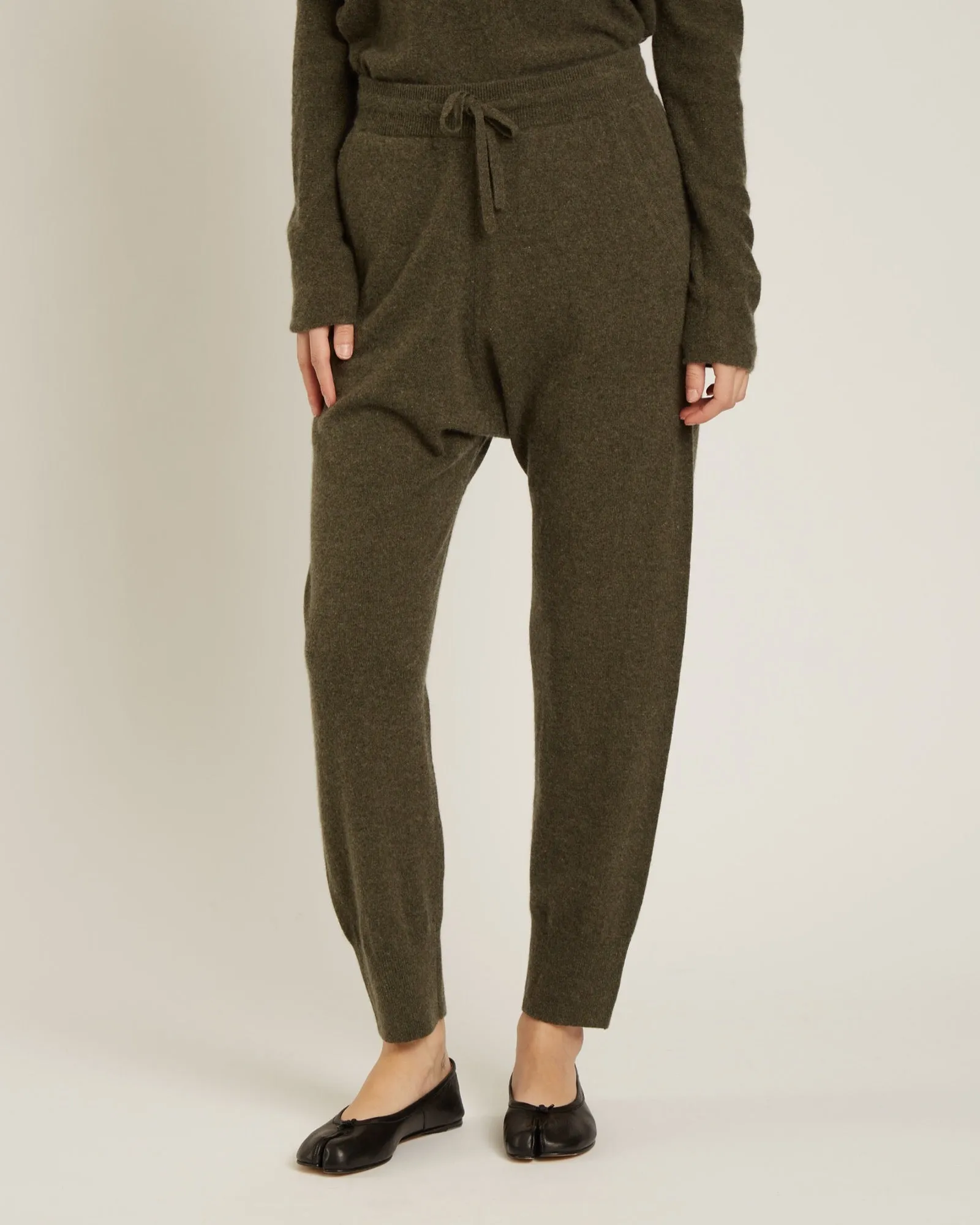 pantalon jogger en laine et cachemire TORRI sold by NAIF product image thumbnail 2