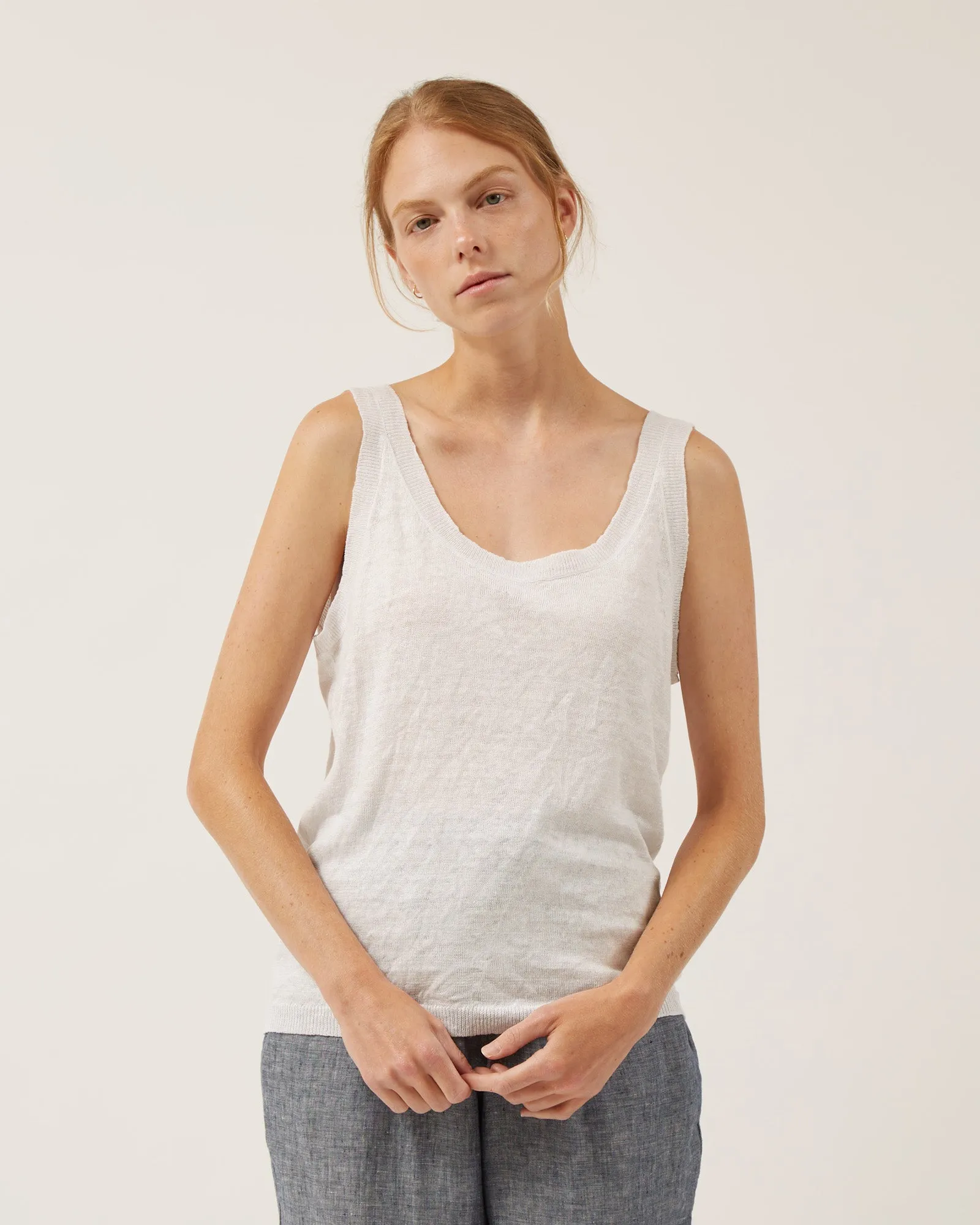 débardeur en lin LIO sold by NAIF product image thumbnail 3