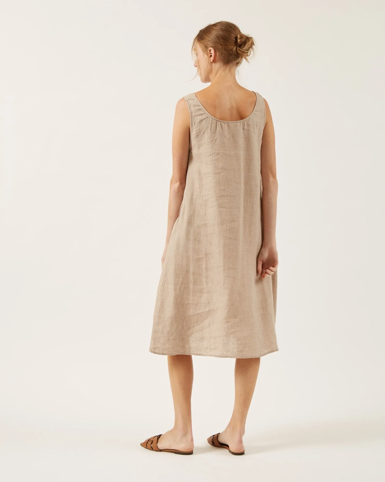 robe en chambray de lin WANDA sold by NAIF product image thumbnail 2