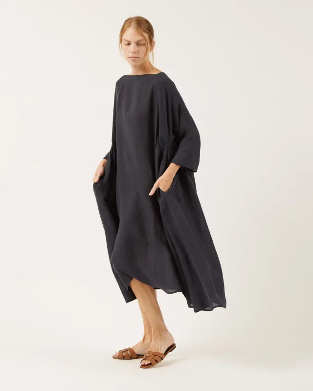 robe en lin AZALEA sold by NAIF