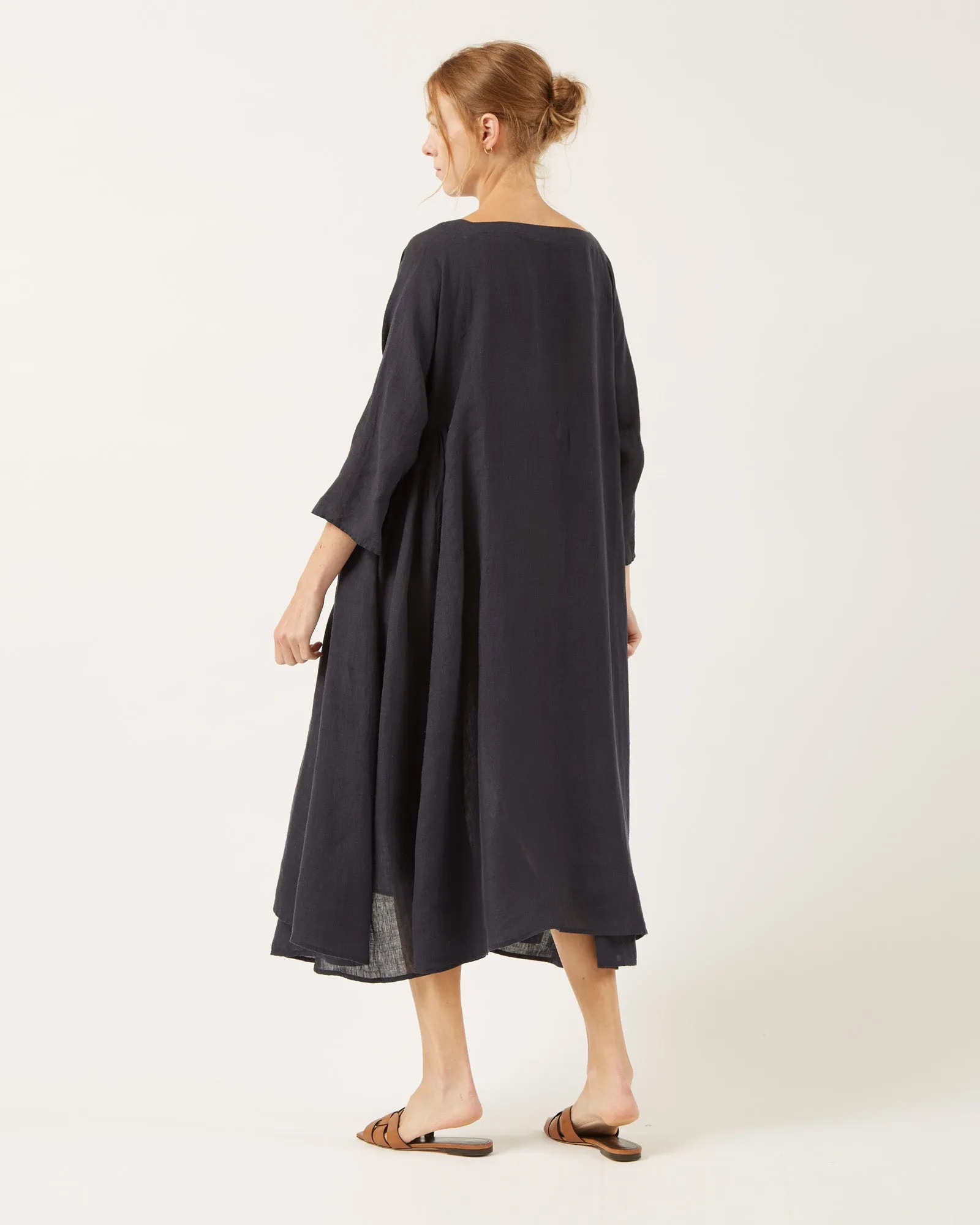 robe en lin AZALEA sold by NAIF product image thumbnail 4