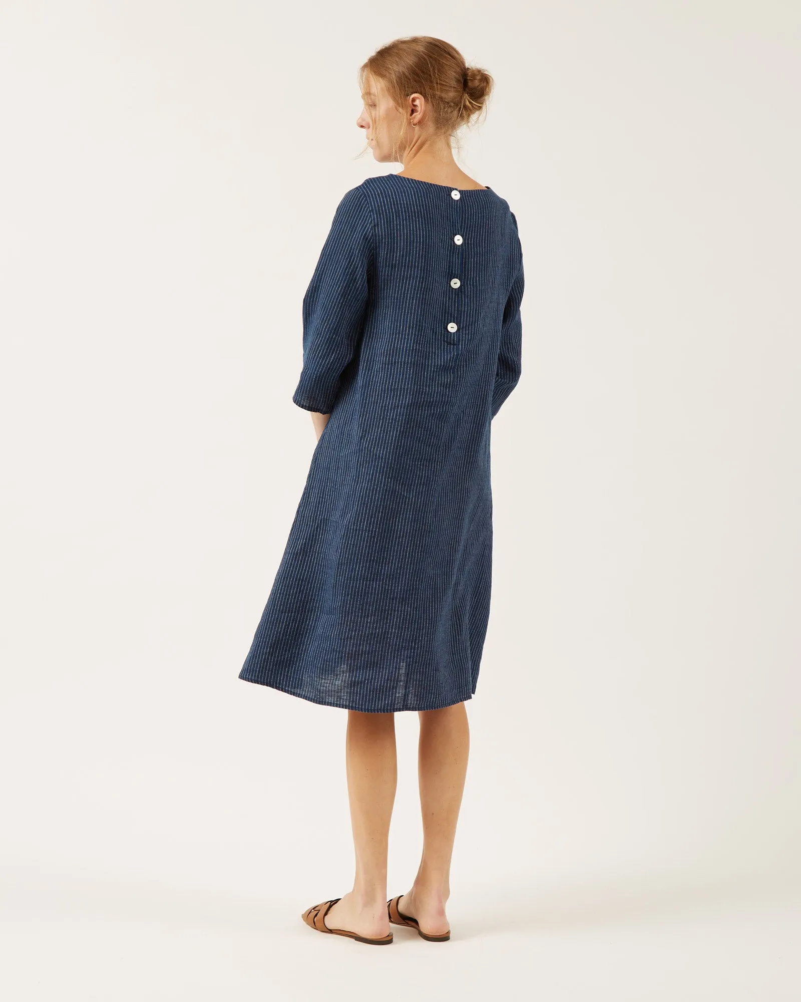 robe en lin lavé LOVAGE sold by NAIF product image thumbnail 2