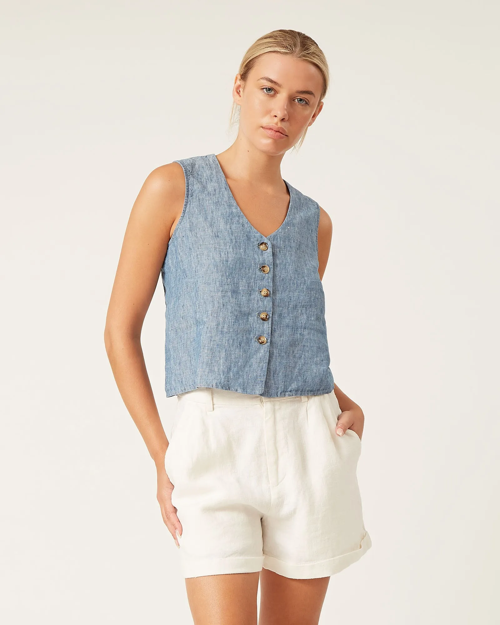 short en toile de lin JORDAN sold by NAIF