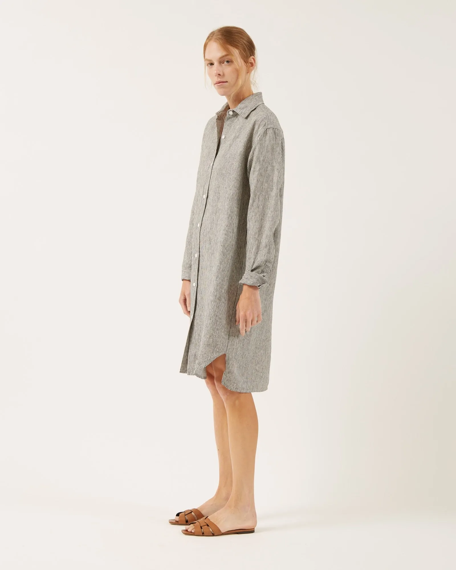 robe en lin PERRIE sold by NAIF product image thumbnail 3