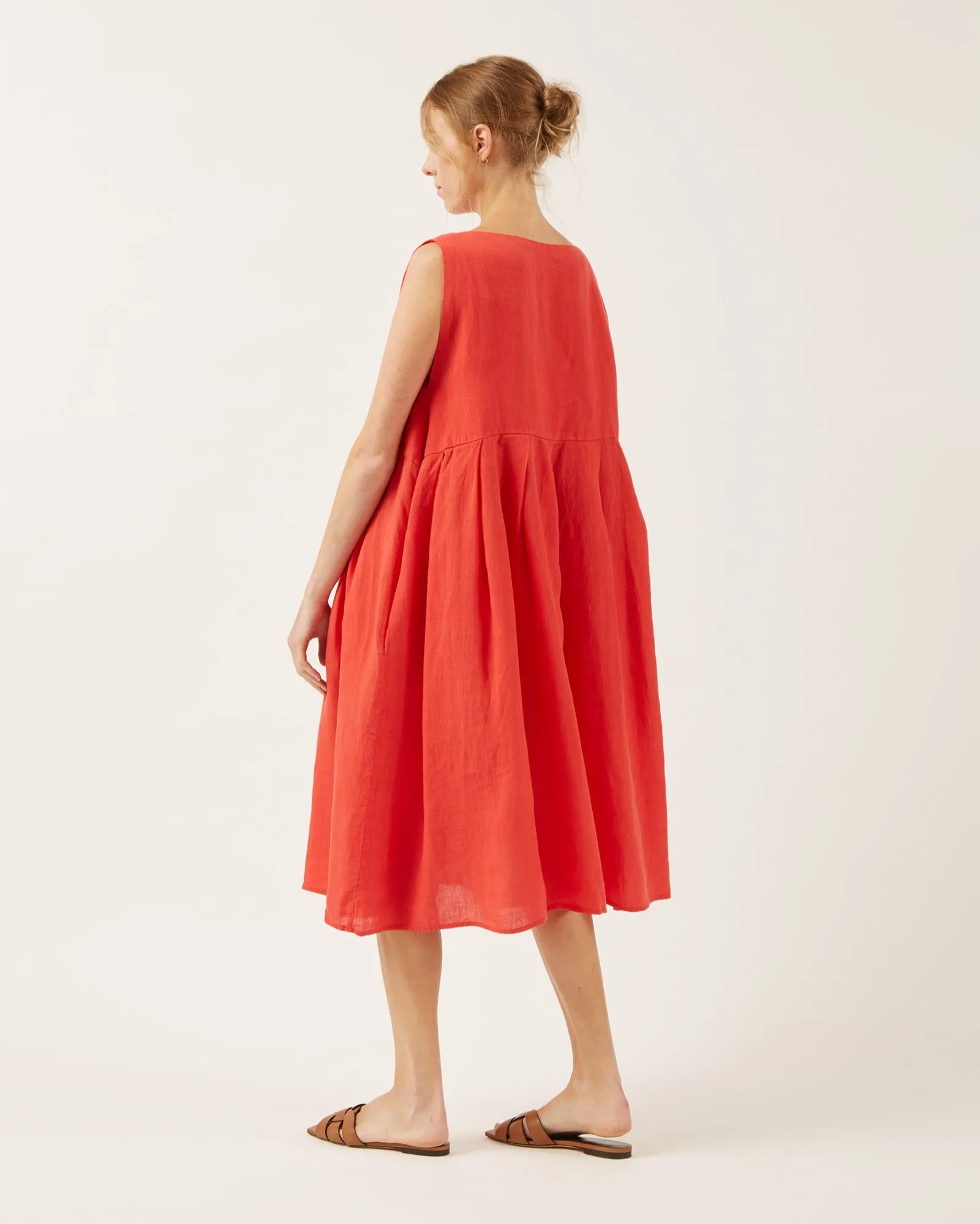 robe en lin LULLY sold by NAIF product image thumbnail 2