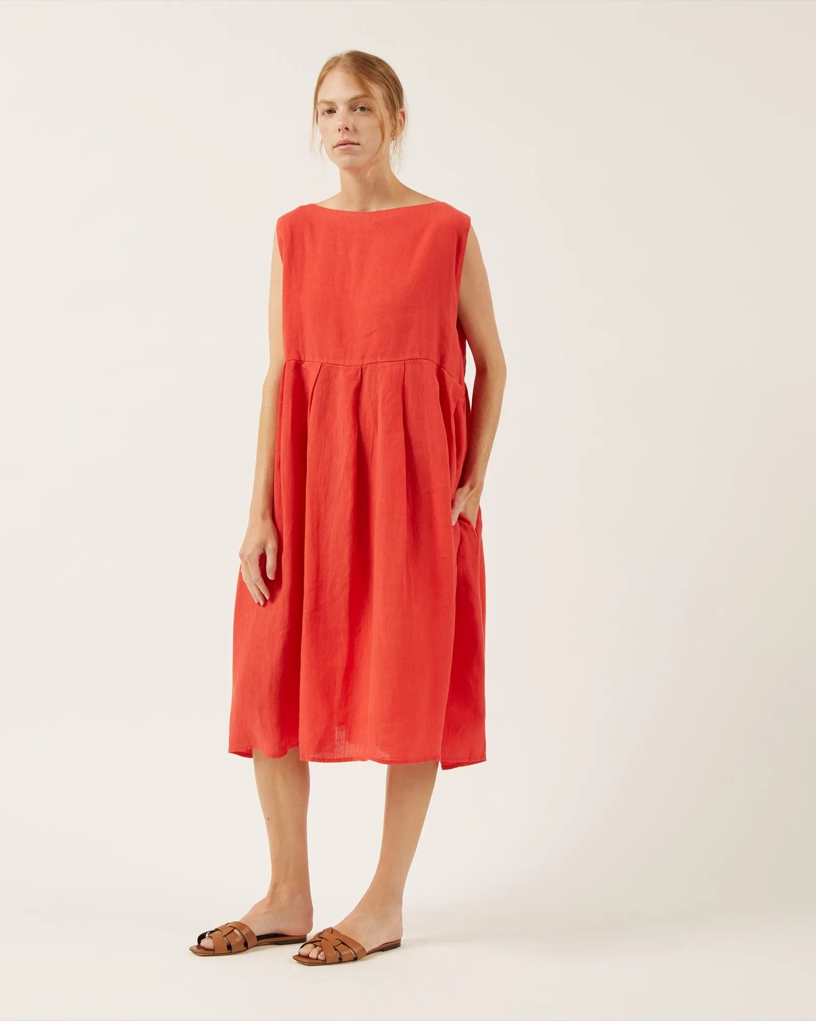 robe en lin LULLY sold by NAIF product image thumbnail 4