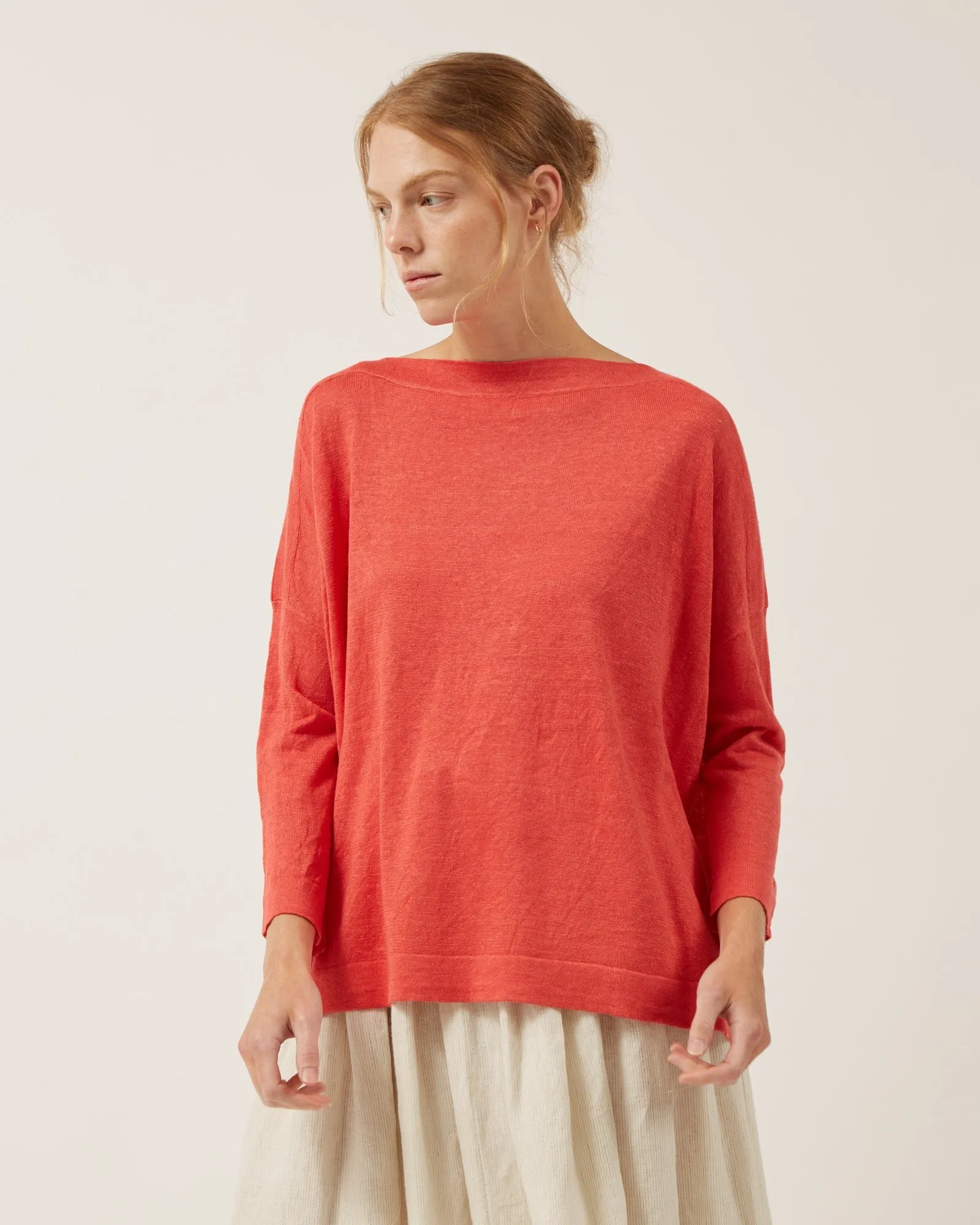 chandail en lin RIKA sold by NAIF product image thumbnail 4