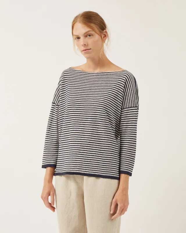 chandail rayƩ en lin VANILLE sold by NAIF