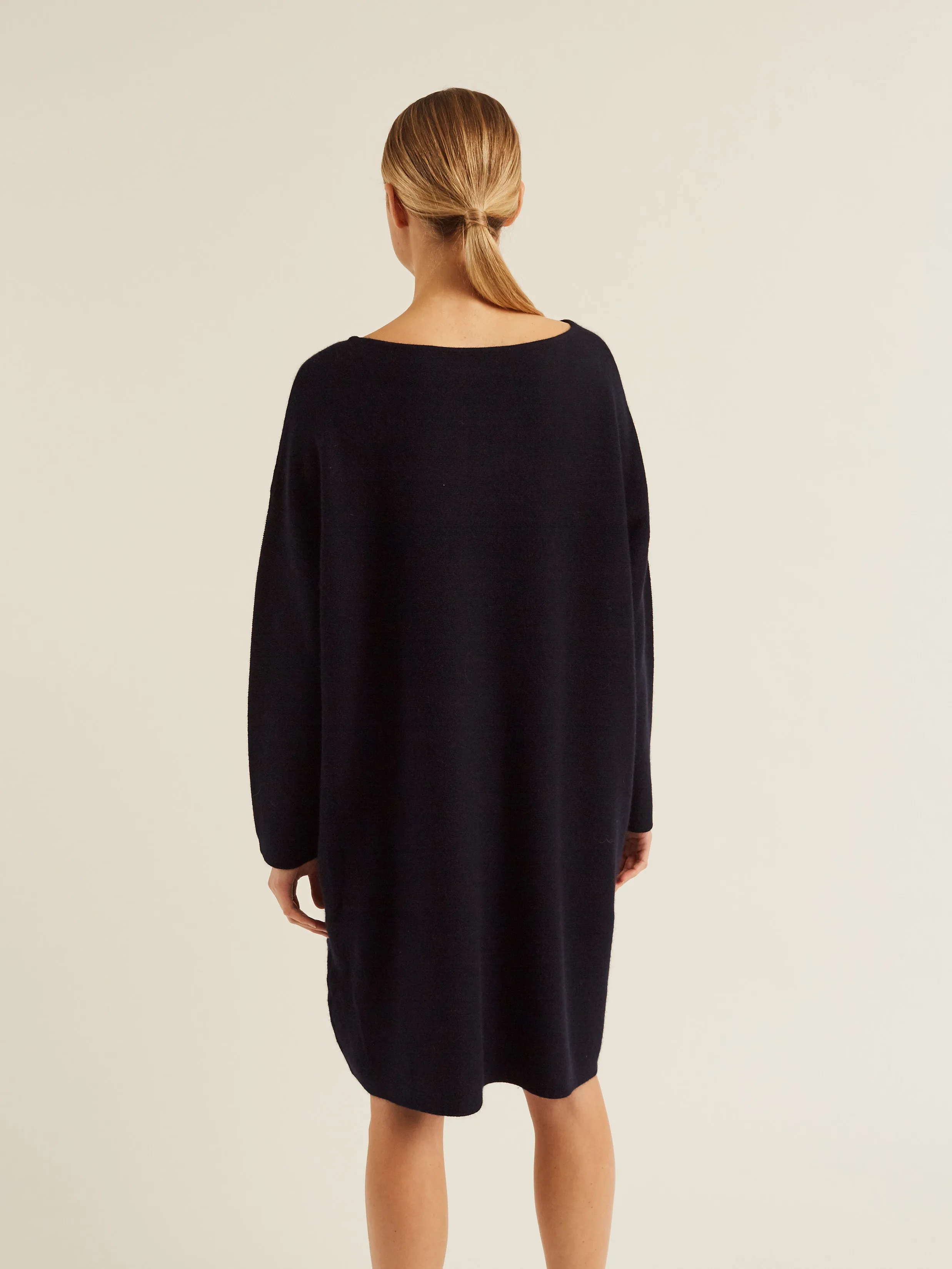 Robe ENTI sold by NAIF product image thumbnail 3