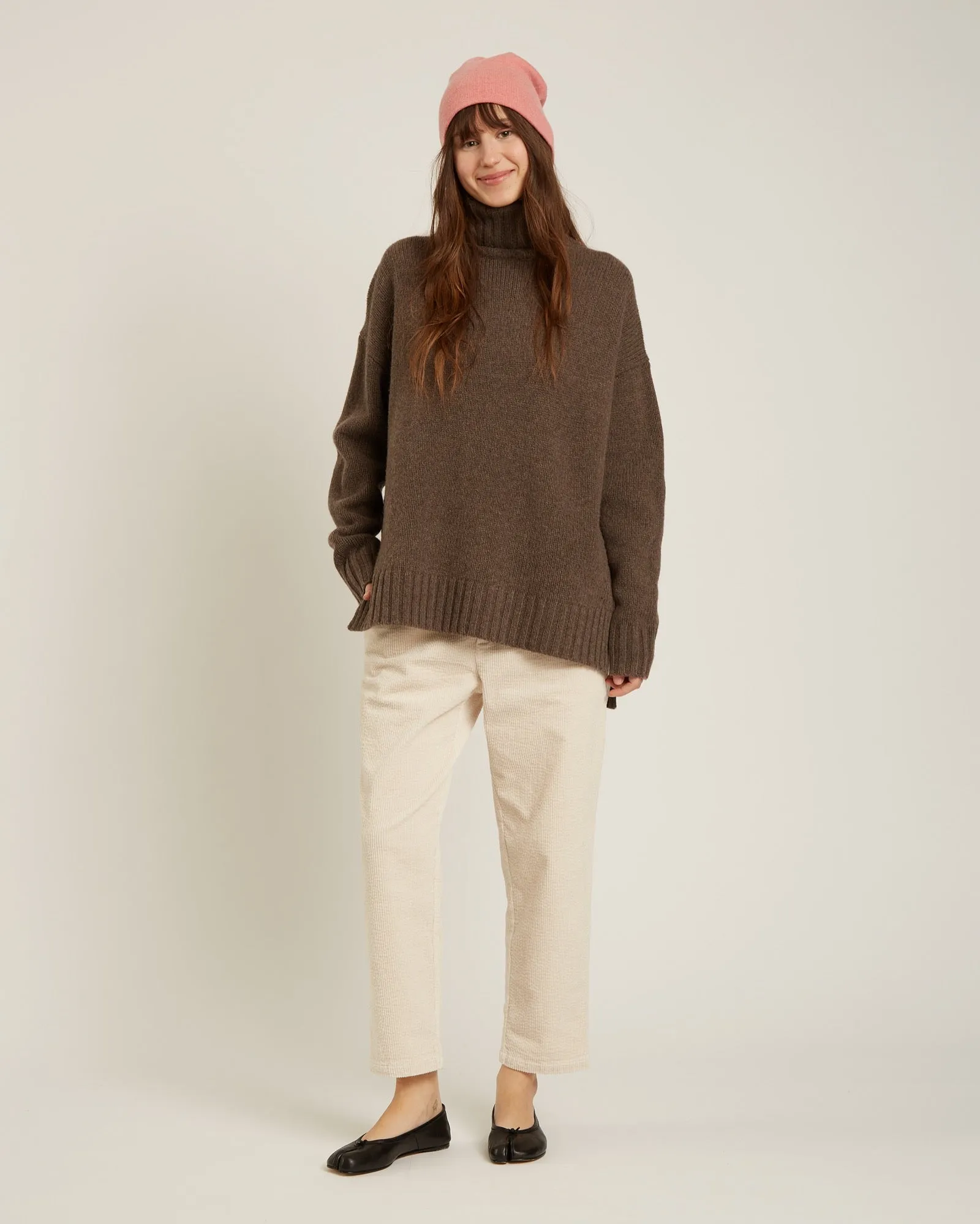 pantalon en corduroy NEXO sold by NAIF product image thumbnail 3