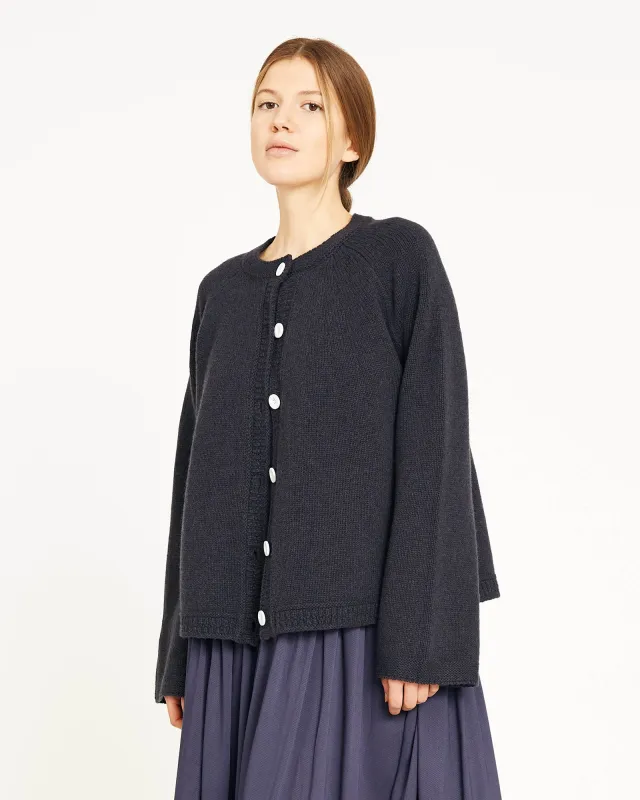 cardigan en laine OLGA sold by NAIF