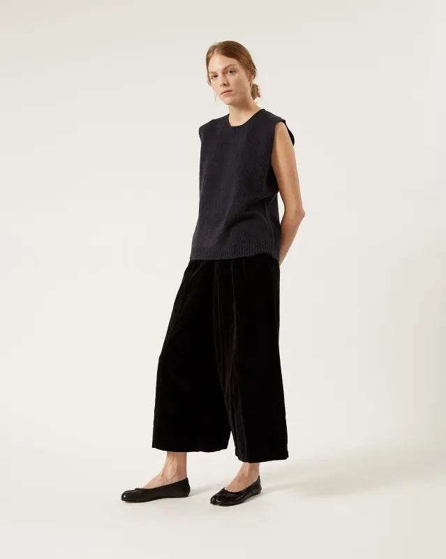 pantalon en velours SASHA sold by NAIF