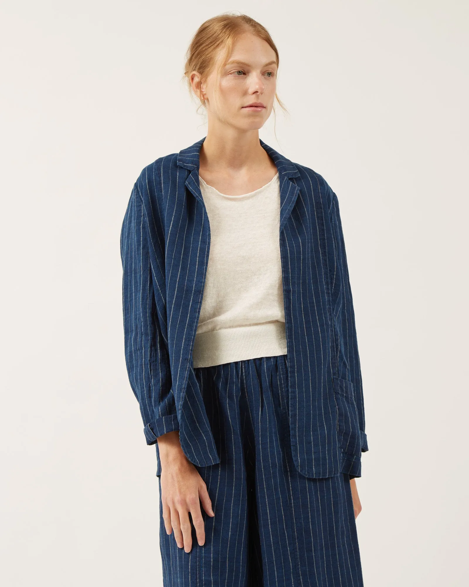 veste en lin NINON sold by NAIF