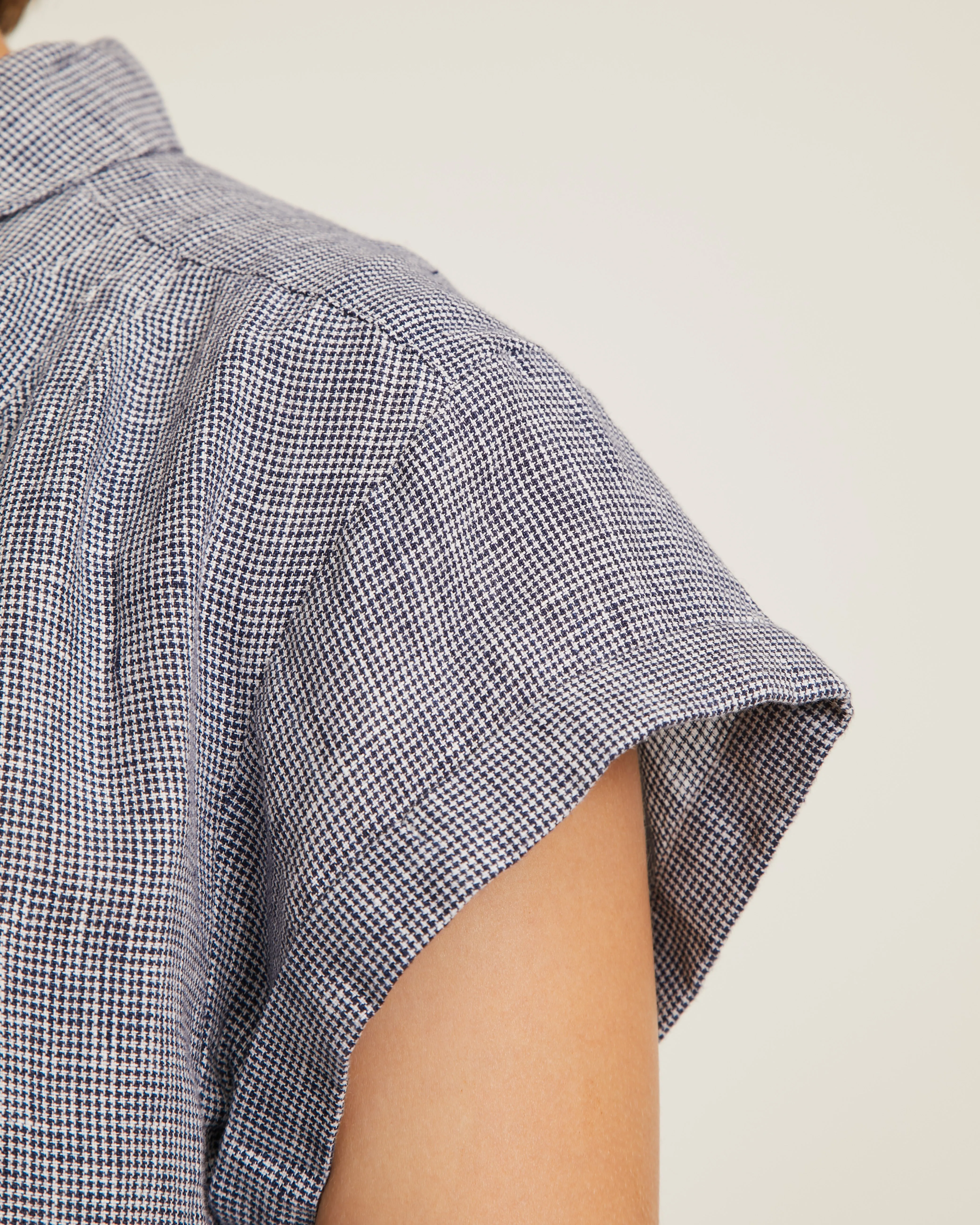 robe en lin MILLIE à motif mini pied-de-poule sold by NAIF product image thumbnail 2