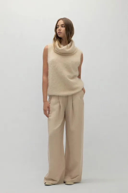 CHIARA SLEEVELESS TURTLENECK SWEATER made by NakedCashmere
