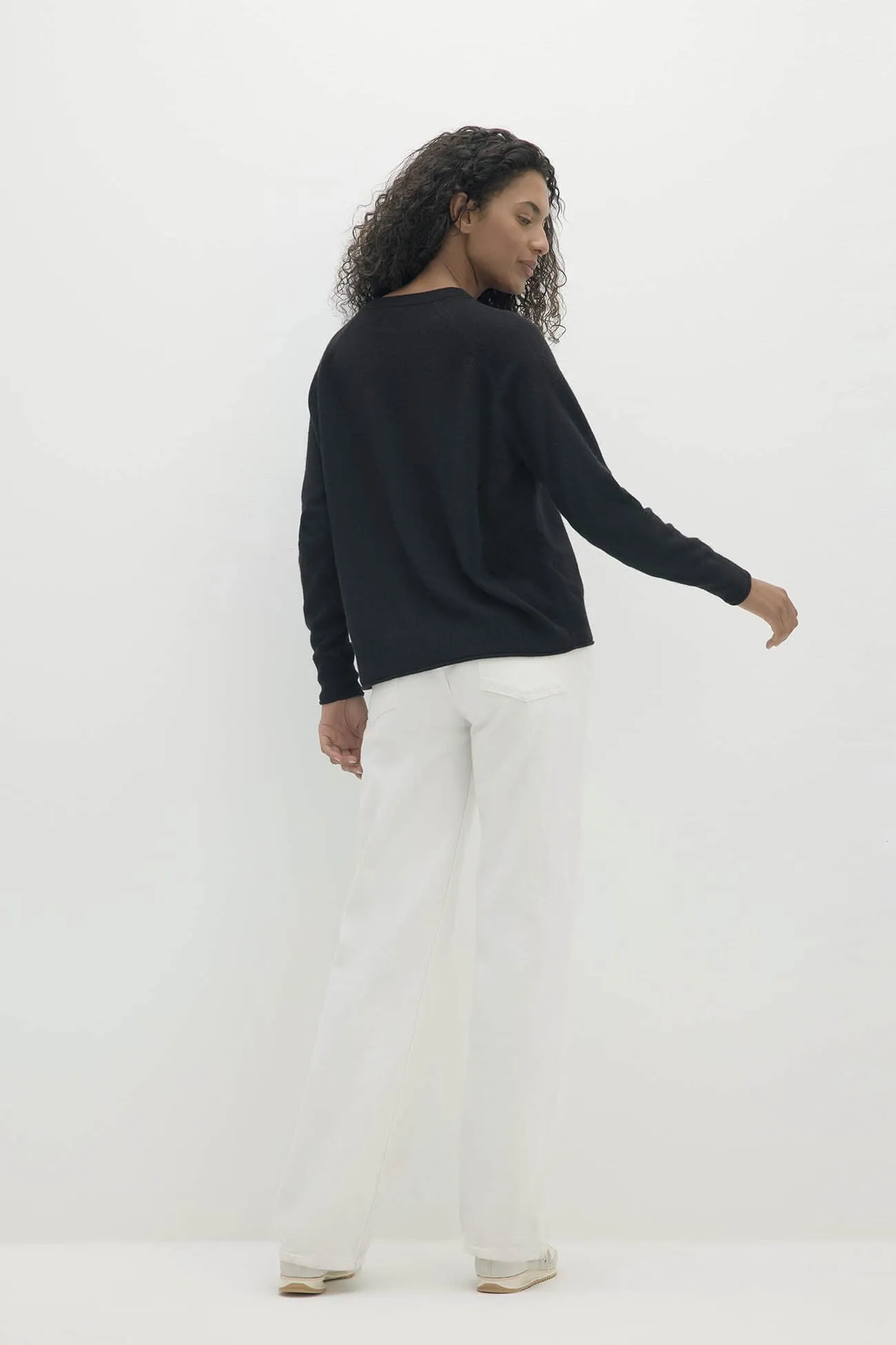 HARLYN V-NECK CASHMERE SWEATER sold by NakedCashmere product image thumbnail 3