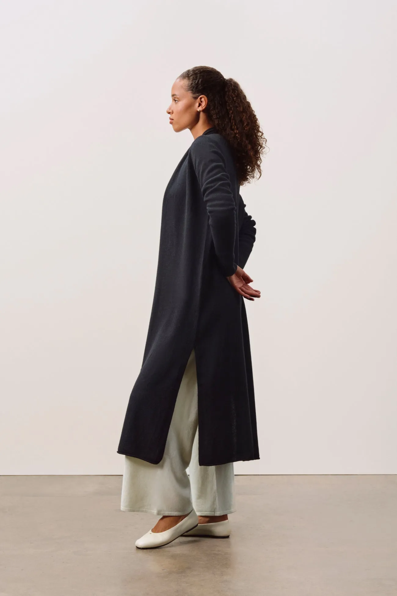 FAYE LONGLINE CASHMERE CARDIGAN sold by NakedCashmere product image thumbnail 2