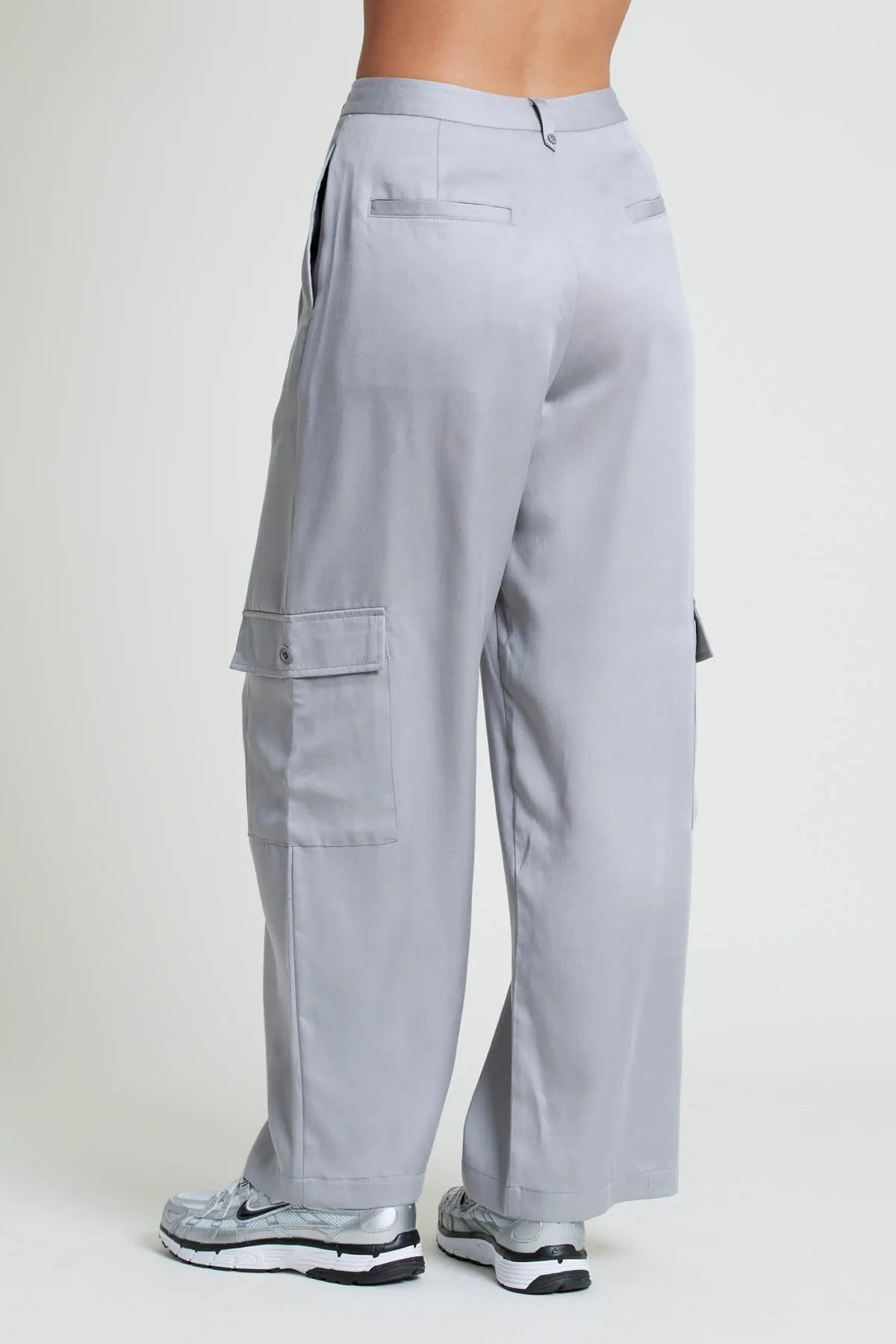 FERLA TENCEL WIDE LEG TROUSER sold by NATIVE YOUTH product image thumbnail 2