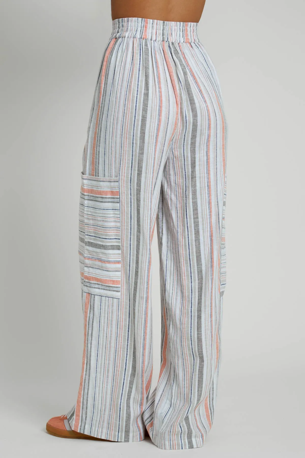 DILIA WIDE LEG TROUSERS sold by NATIVE YOUTH product image thumbnail 4