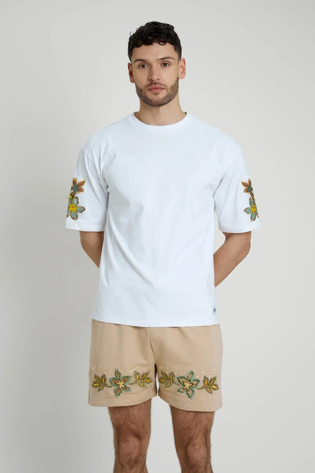 TINEZ RELAXED FIT T-SHIRT sold by NATIVE YOUTH product image thumbnail 2