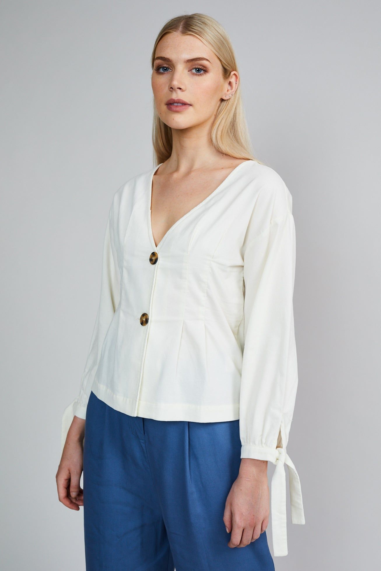 THE LYDIA BLOUSE sold by NATIVE YOUTH