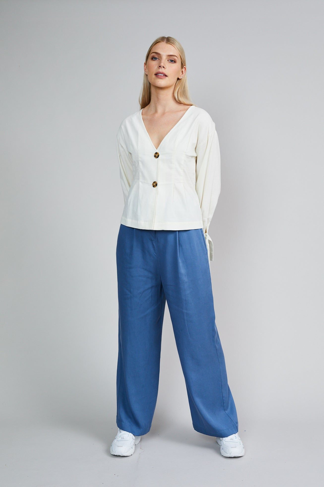 THE LYDIA BLOUSE sold by NATIVE YOUTH product image thumbnail 4
