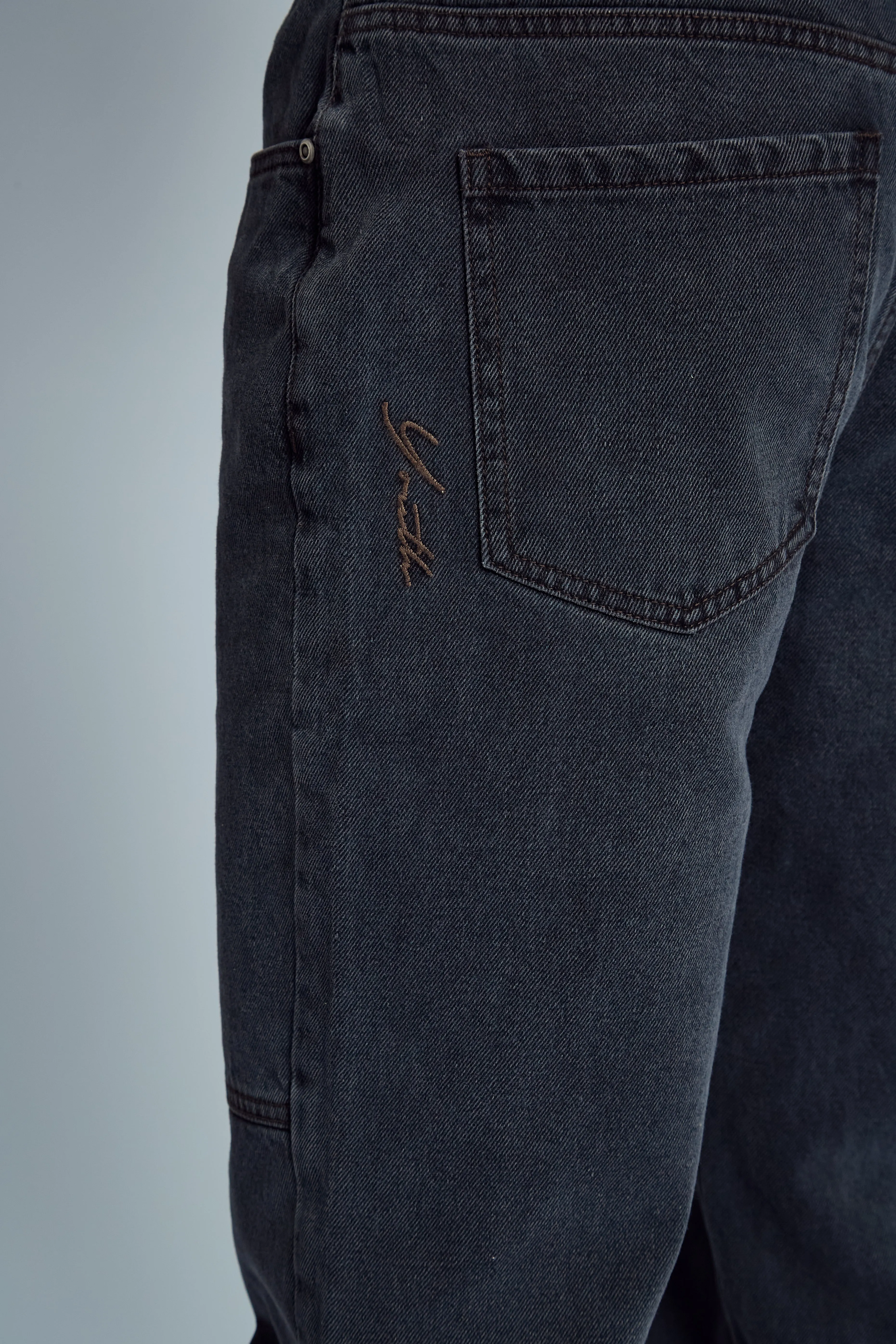 CHYLER STRAIGHT LEG DENIM JEANS sold by NATIVE YOUTH product image thumbnail 5