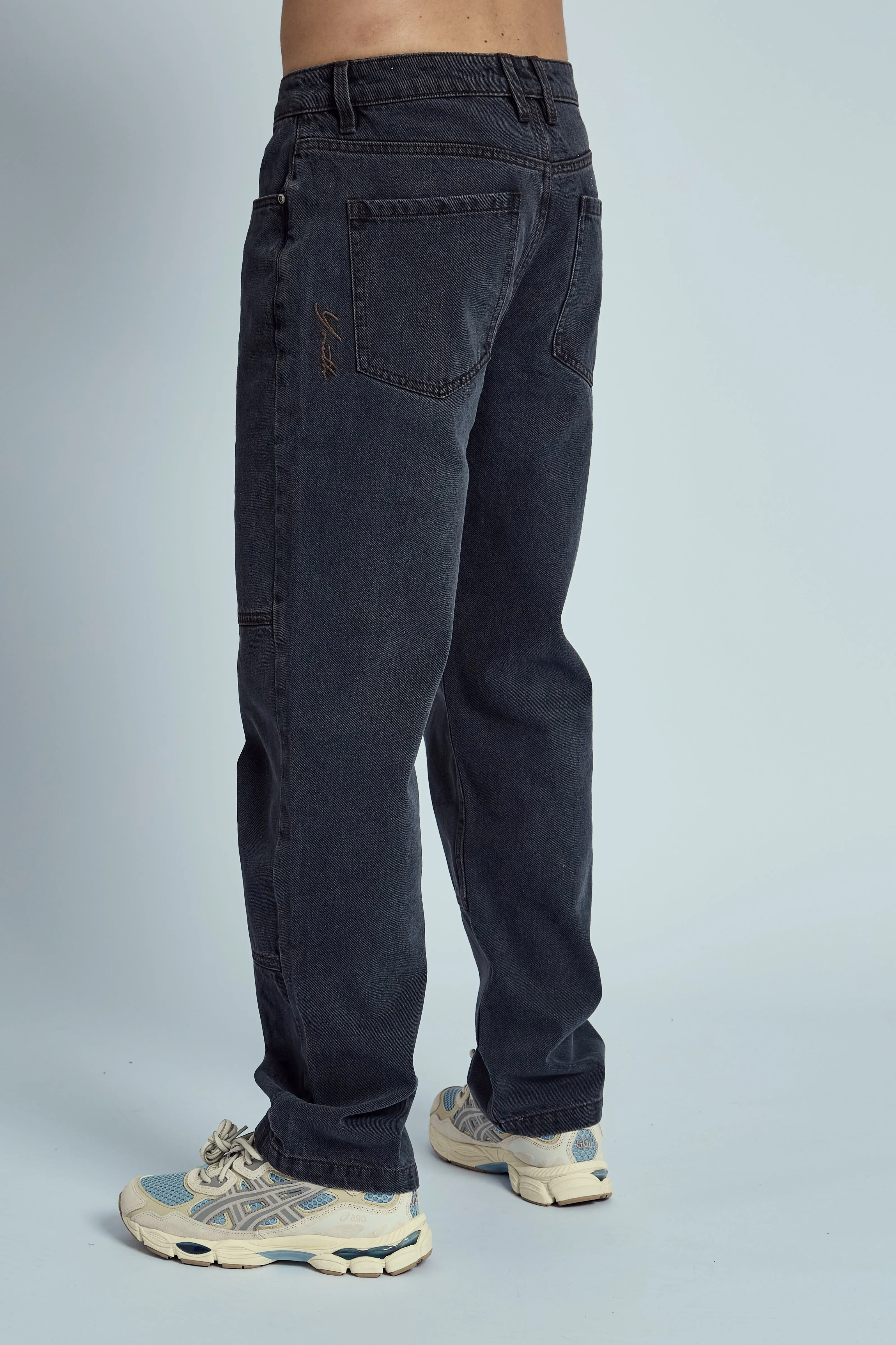 CHYLER STRAIGHT LEG DENIM JEANS sold by NATIVE YOUTH product image thumbnail 3