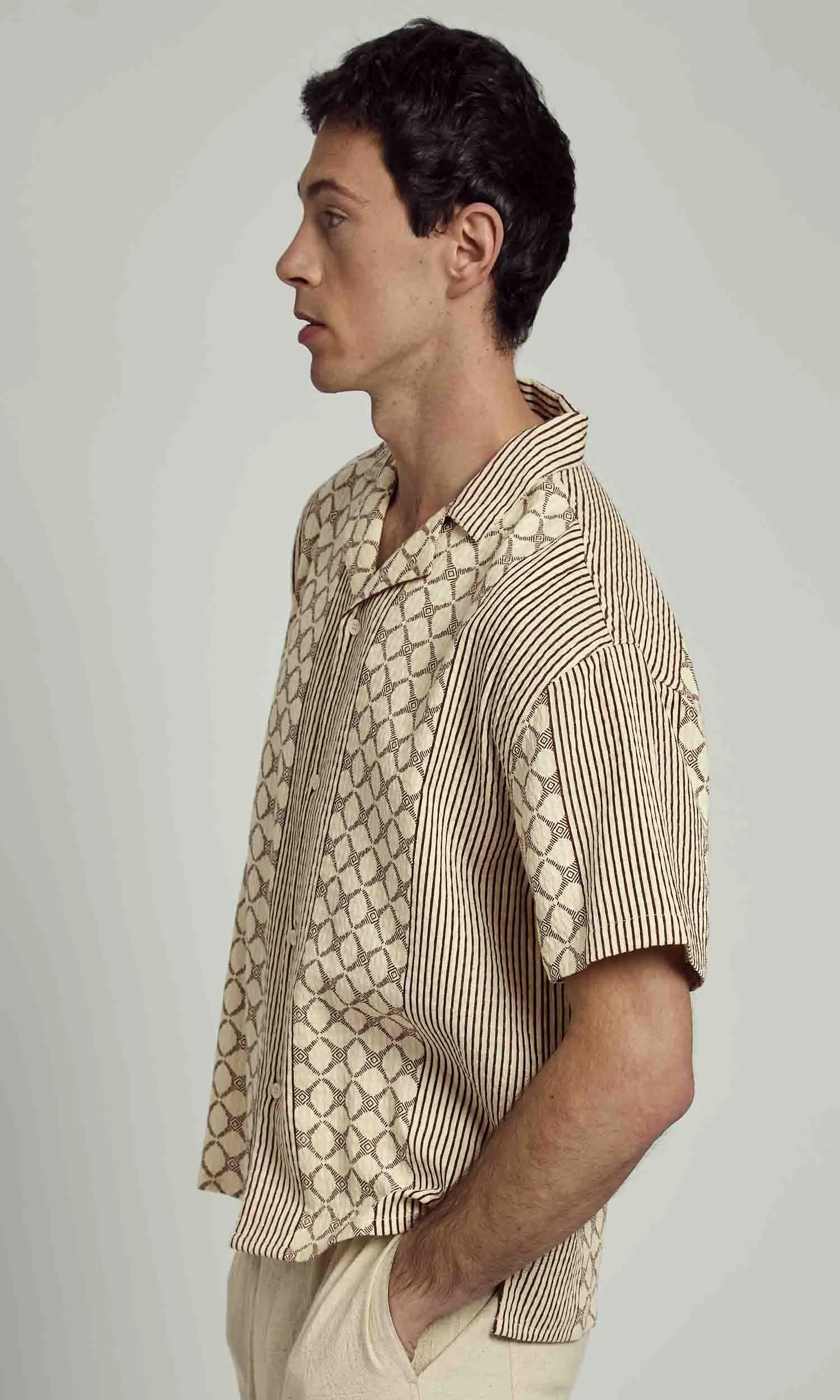 KINSLEY BOXY PRINTED SHIRT sold by NATIVE YOUTH product image thumbnail 3