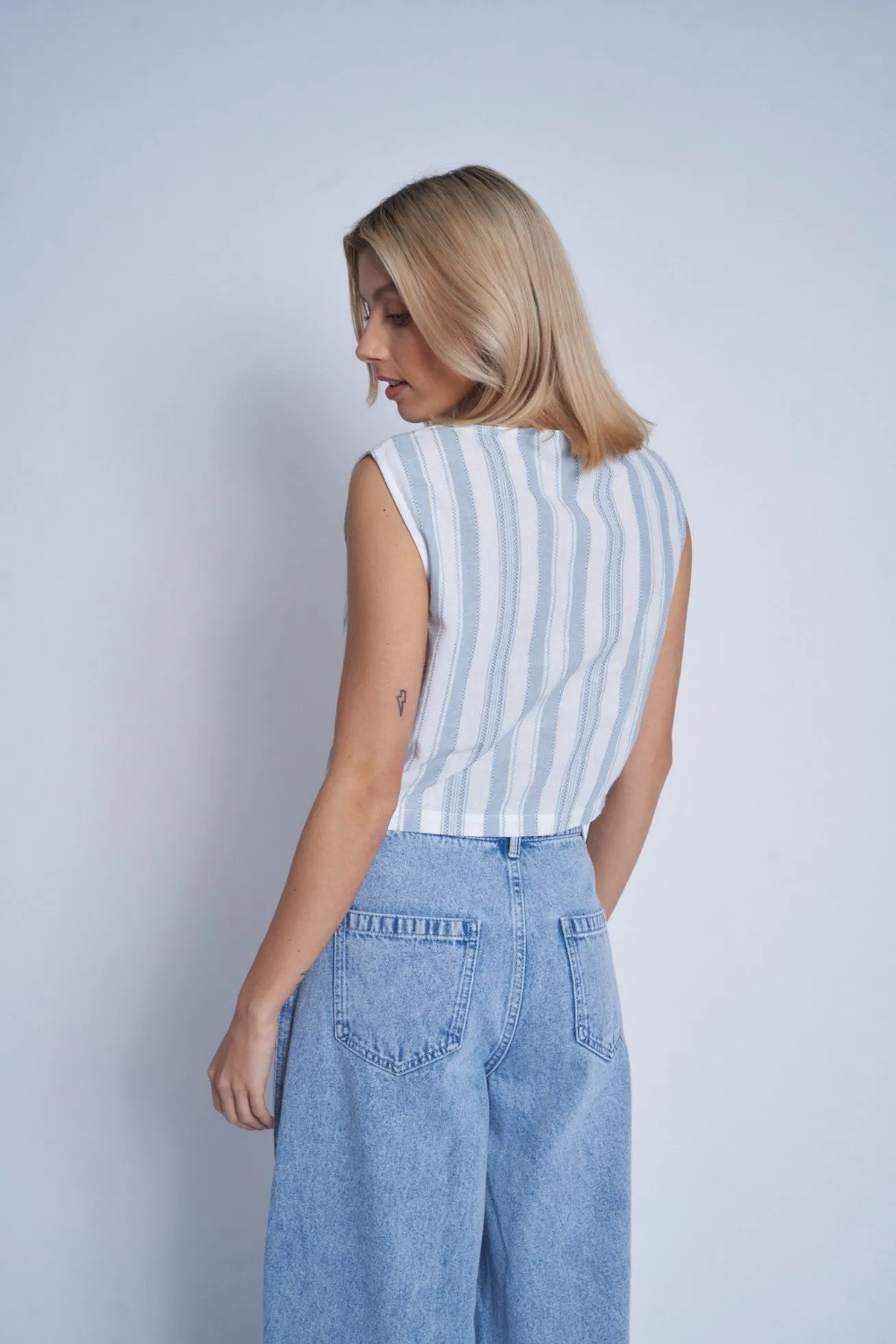 CADA BLOUSE sold by NATIVE YOUTH product image thumbnail 2