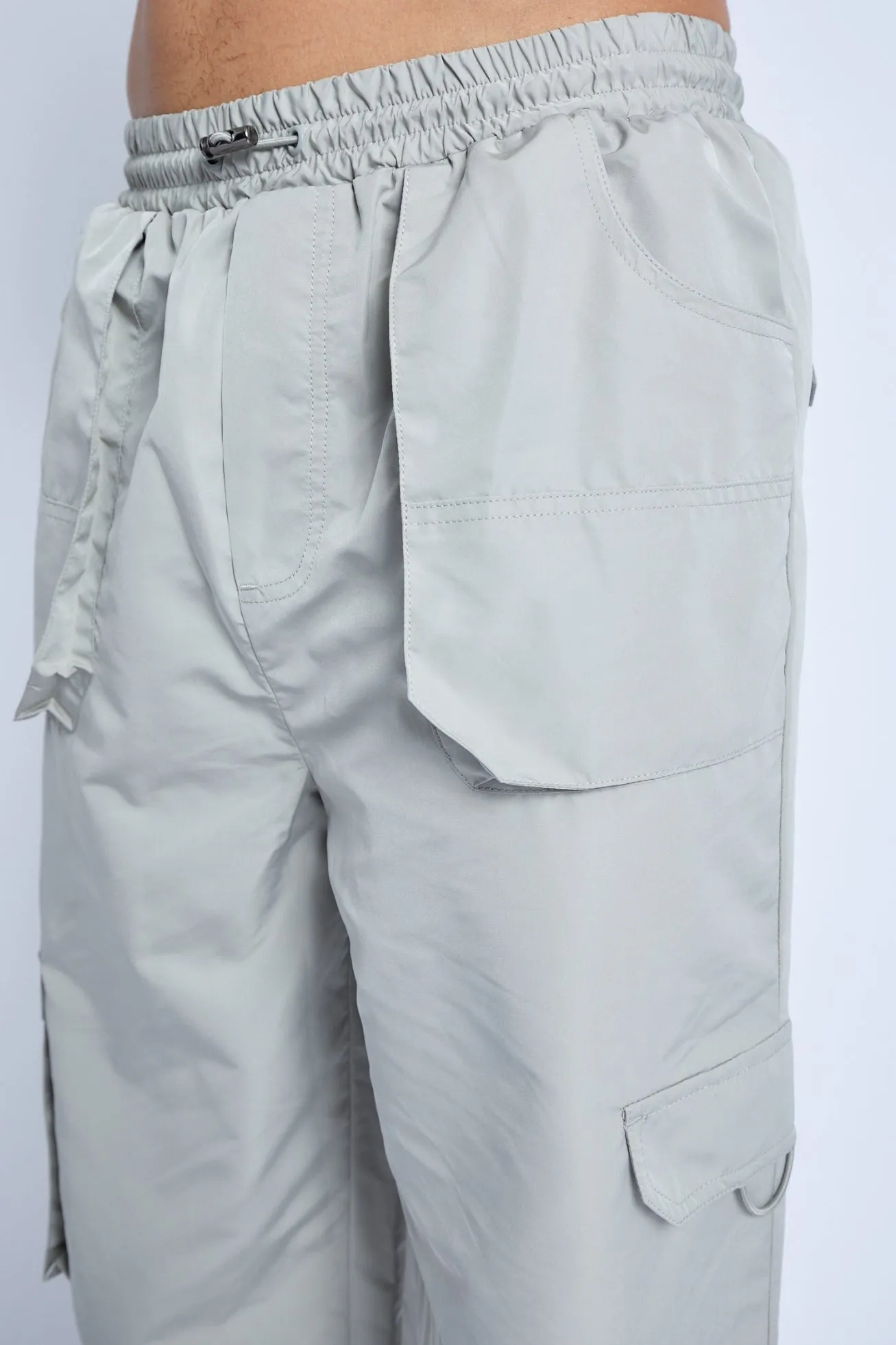 ATLAS NYLON UTILITY CARGO PANT sold by NATIVE YOUTH product image thumbnail 4