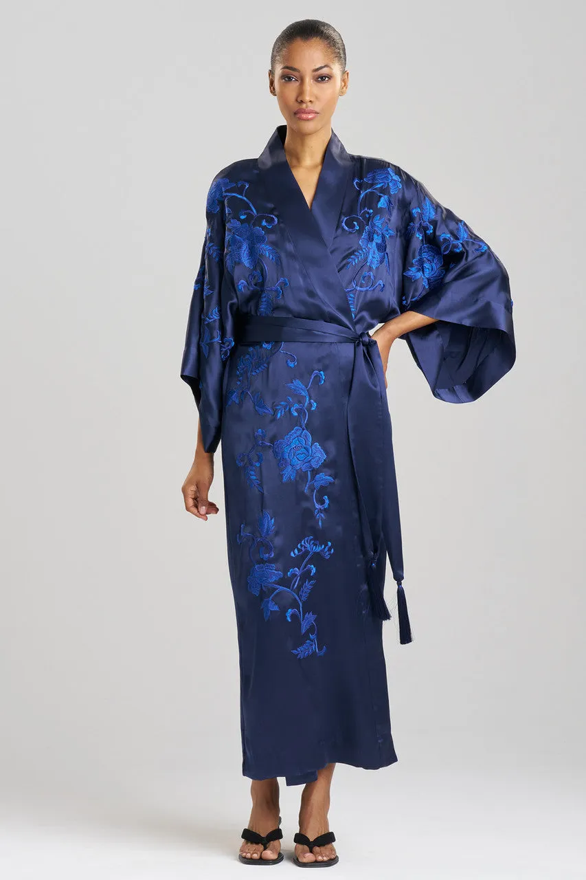 Couture Malaga Embroidered Silk Robe sold by Natori product image thumbnail 5
