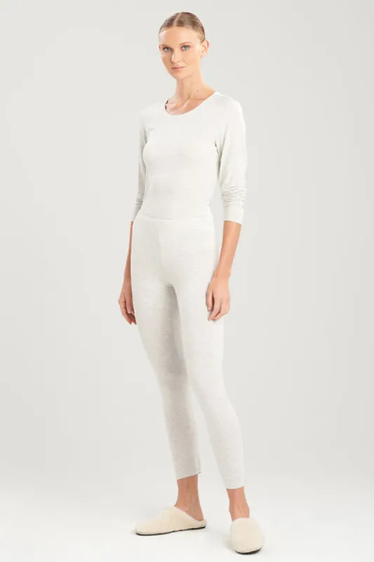 Feathers Element Leggings sold by Natori