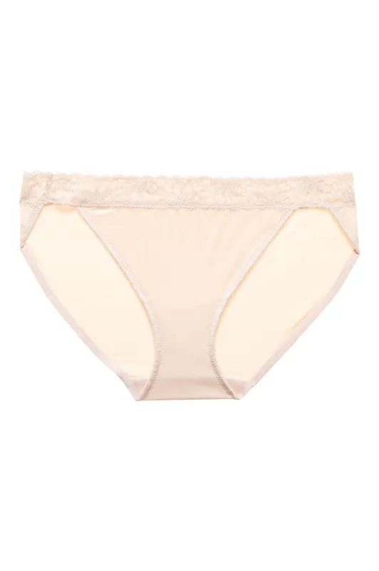 Discreet Bikini made by Natori