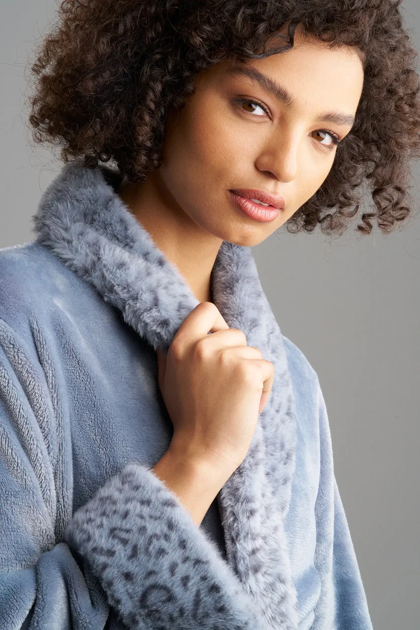 Plush Lynx Robe sold by Natori product image thumbnail 3