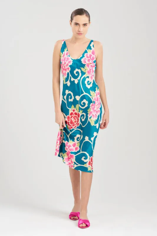 Saz Gown sold by Natori