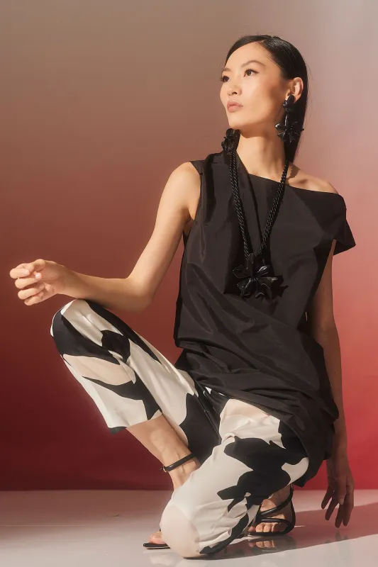 Techno Poplin Origami Tunic sold by Natori