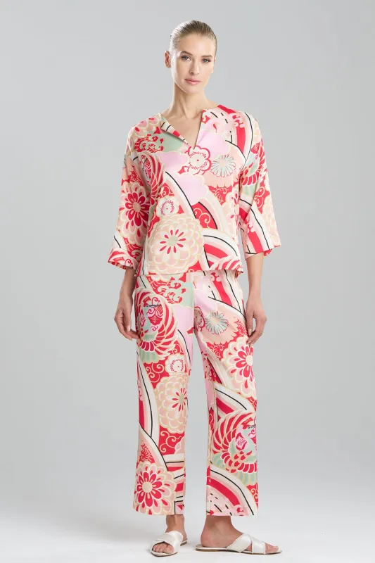 Medallion PJ sold by Natori
