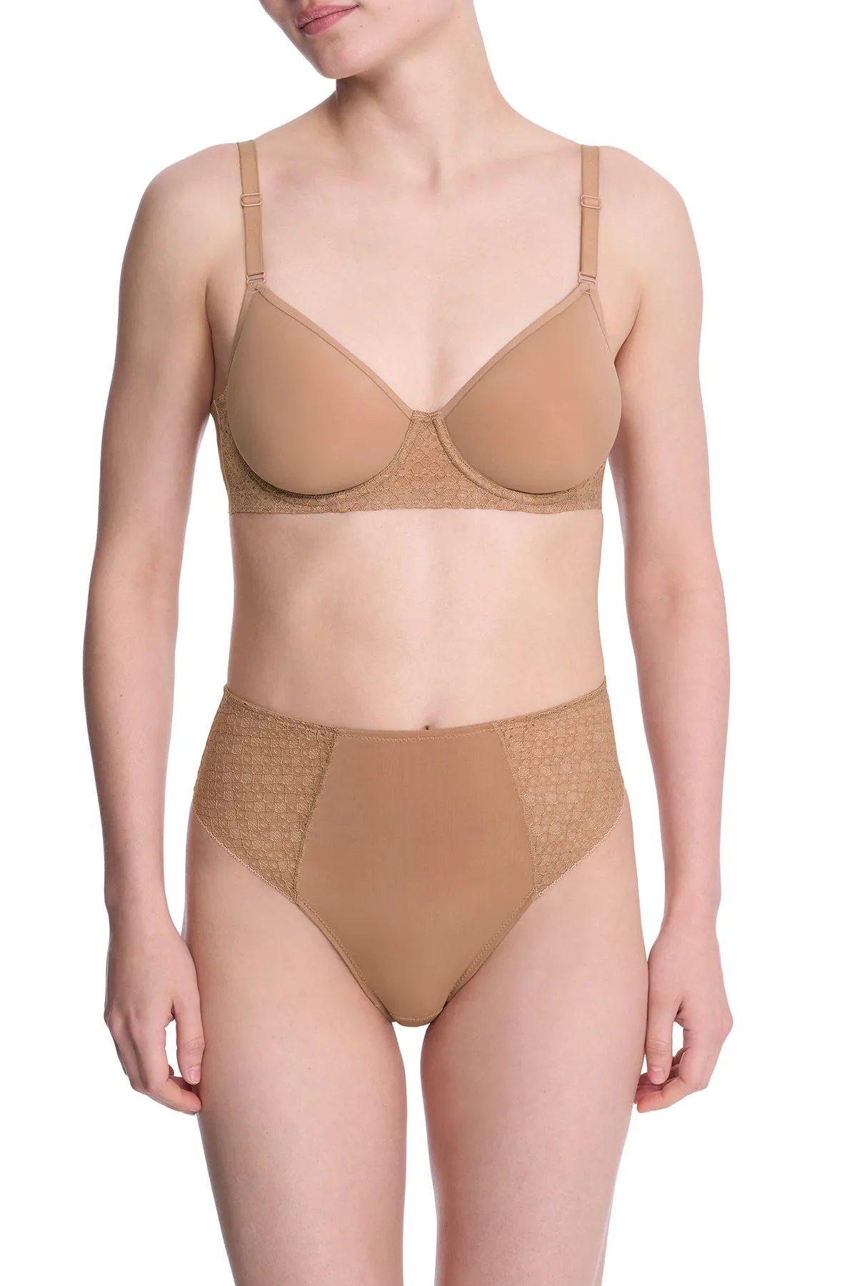 Harmony Smooth Back Spacer Underwire Bra sold by Natori product image thumbnail 5