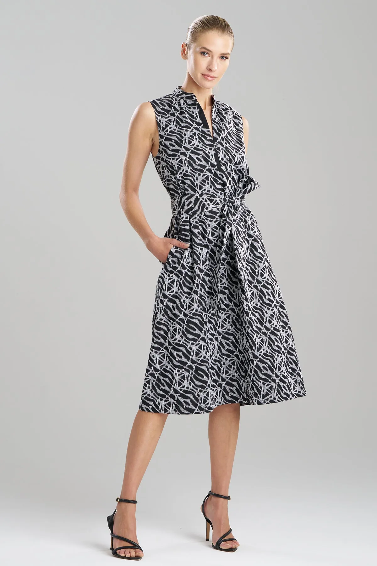 Geo Embroidered Cotton Poplin Mandarin Dress sold by Natori