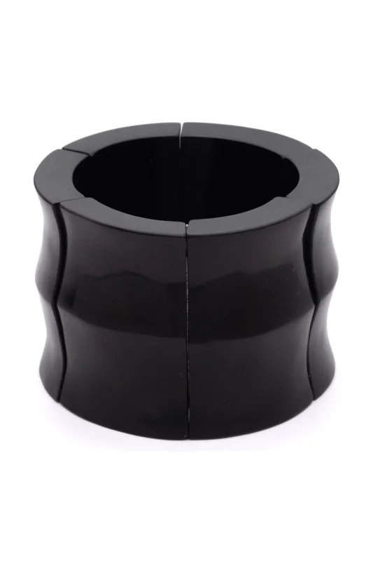 Buffalo Horn Bangle sold by Natori