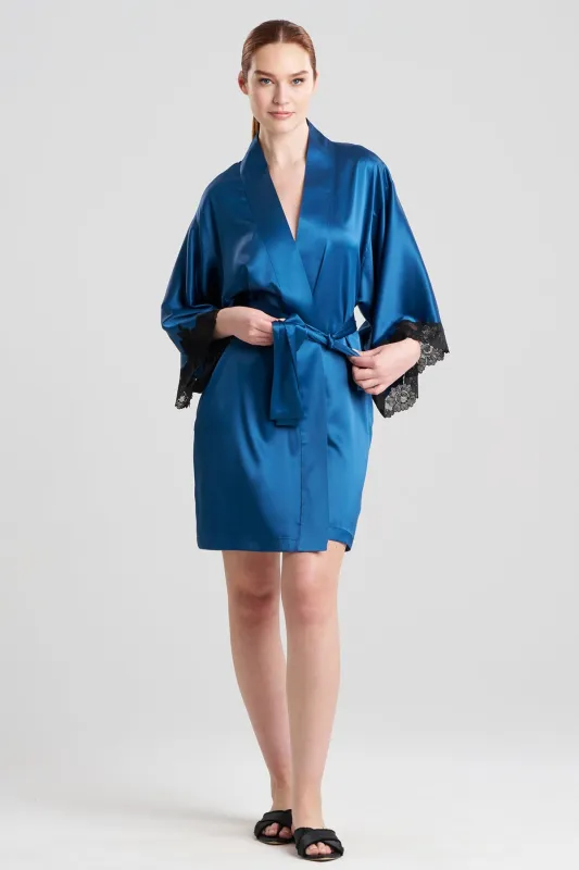 Peony Glamour Wrap sold by Natori